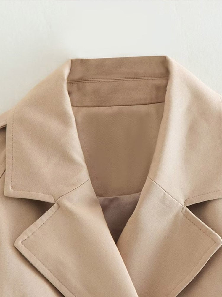 La Vie | Cropped Trenchcoat Beige