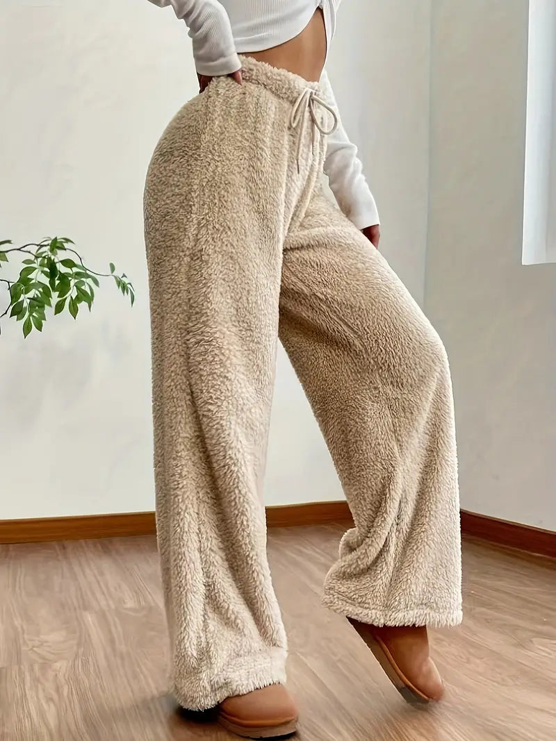 Felesty Stijlvolle fuzzy sherpa straight leg dames broek zwart1