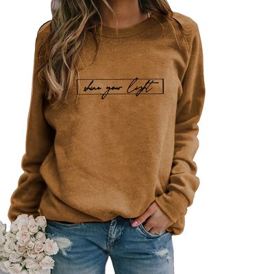 Velanora- Oversized sweater met ronde hals en 'share your light'-statement op de voorkant